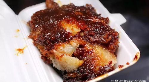 现象级街头小吃_社交网络助推美食爆红_网红黑暗料理店,