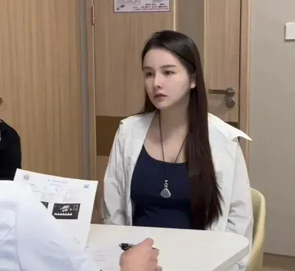 许华升婷婷怀孕消息_许华升官宣女友怀孕_许华升网红八卦-
